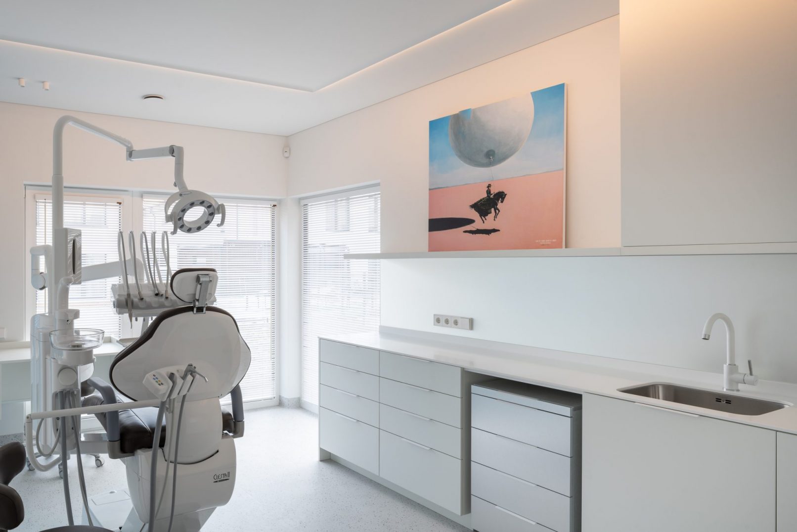 Odontologijos klinikos interjeras dizaineris kaune