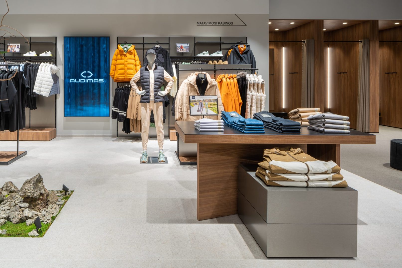 Parduotuves interjeras dizaineris kaune