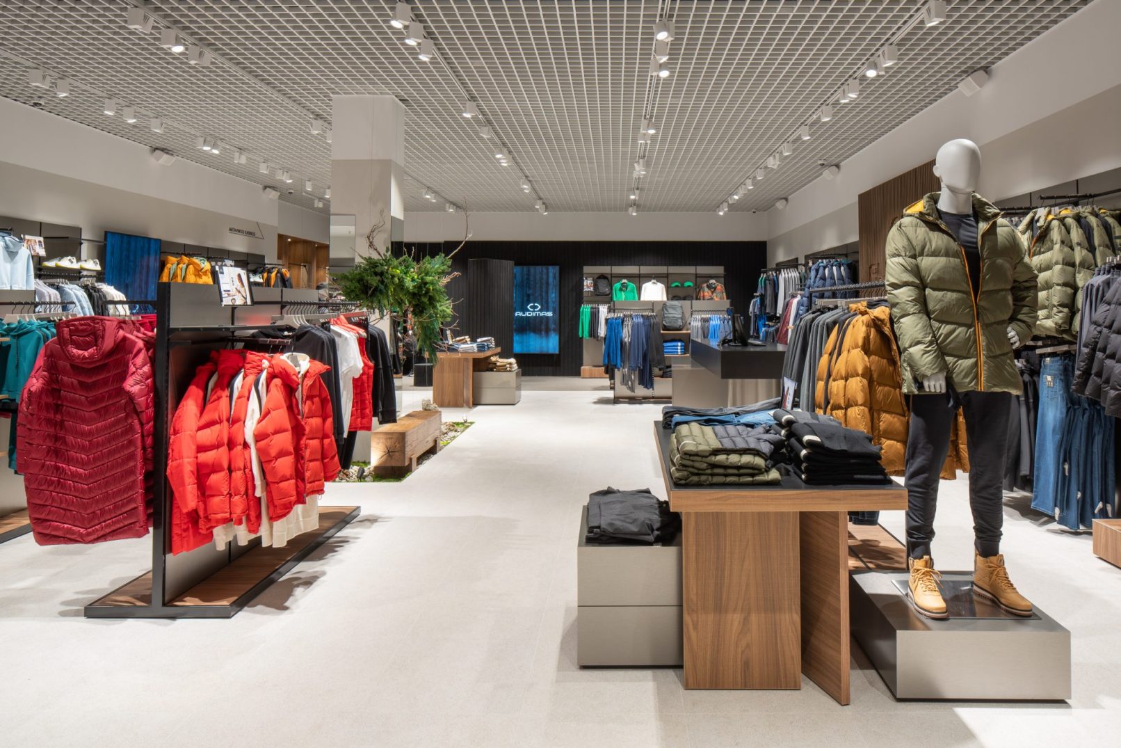 Parduotuves interjeras dizaineris kaune